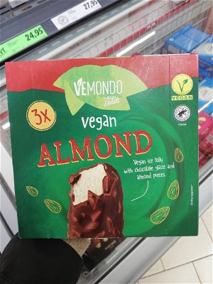 Billede af Vemondo Vegan Ice Lolly with Chocolate Glaze and Almond Pieces (3 stk)