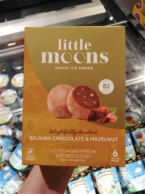 Billede af Little Moons Mochi Ice Cream Belgian Chocolate & Hazelnut